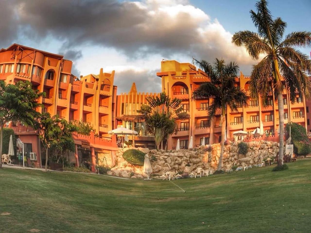 Africana Hotel & Spa Qaryat Shakush Exterior photo