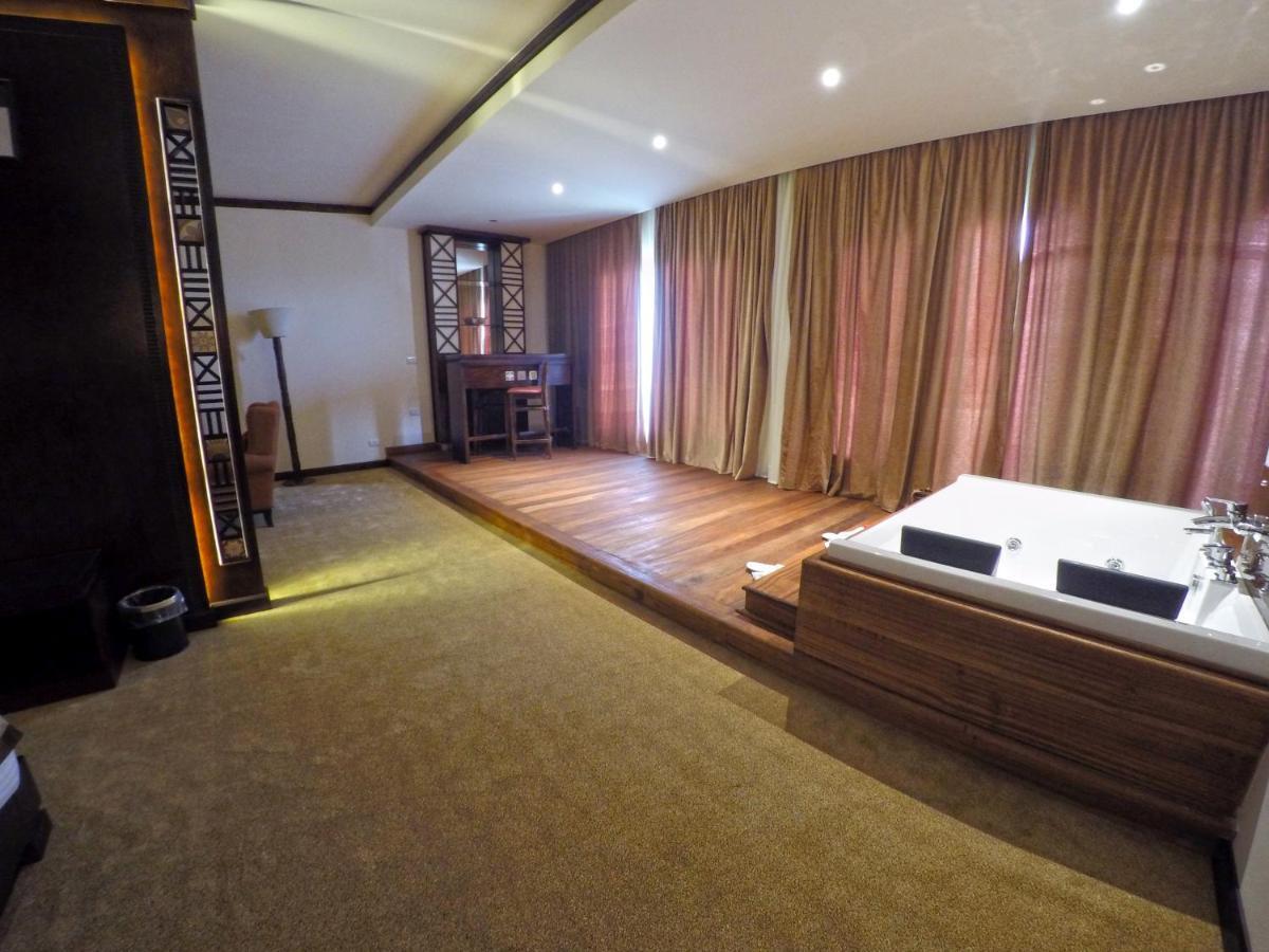 Africana Hotel & Spa Qaryat Shakush Exterior photo